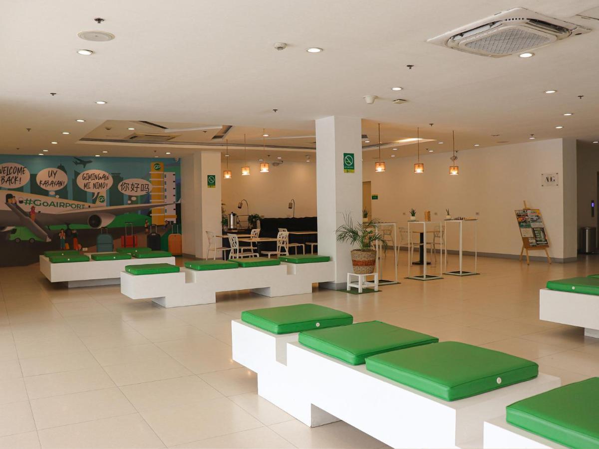 Go Hotels Manila Airport Road Paranaque City Exteriör bild